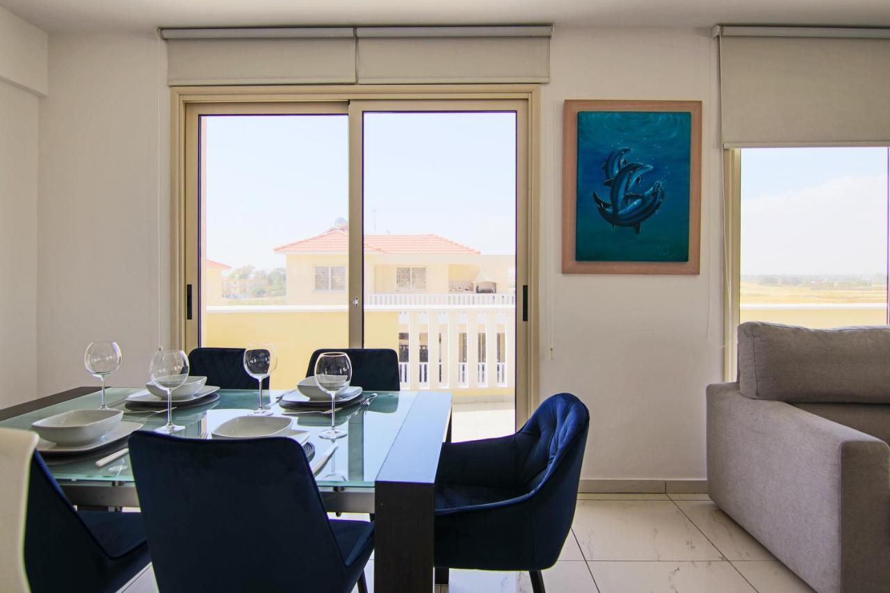 Apartmán Seaside Luxury Flat Pervolia Exteriér fotografie